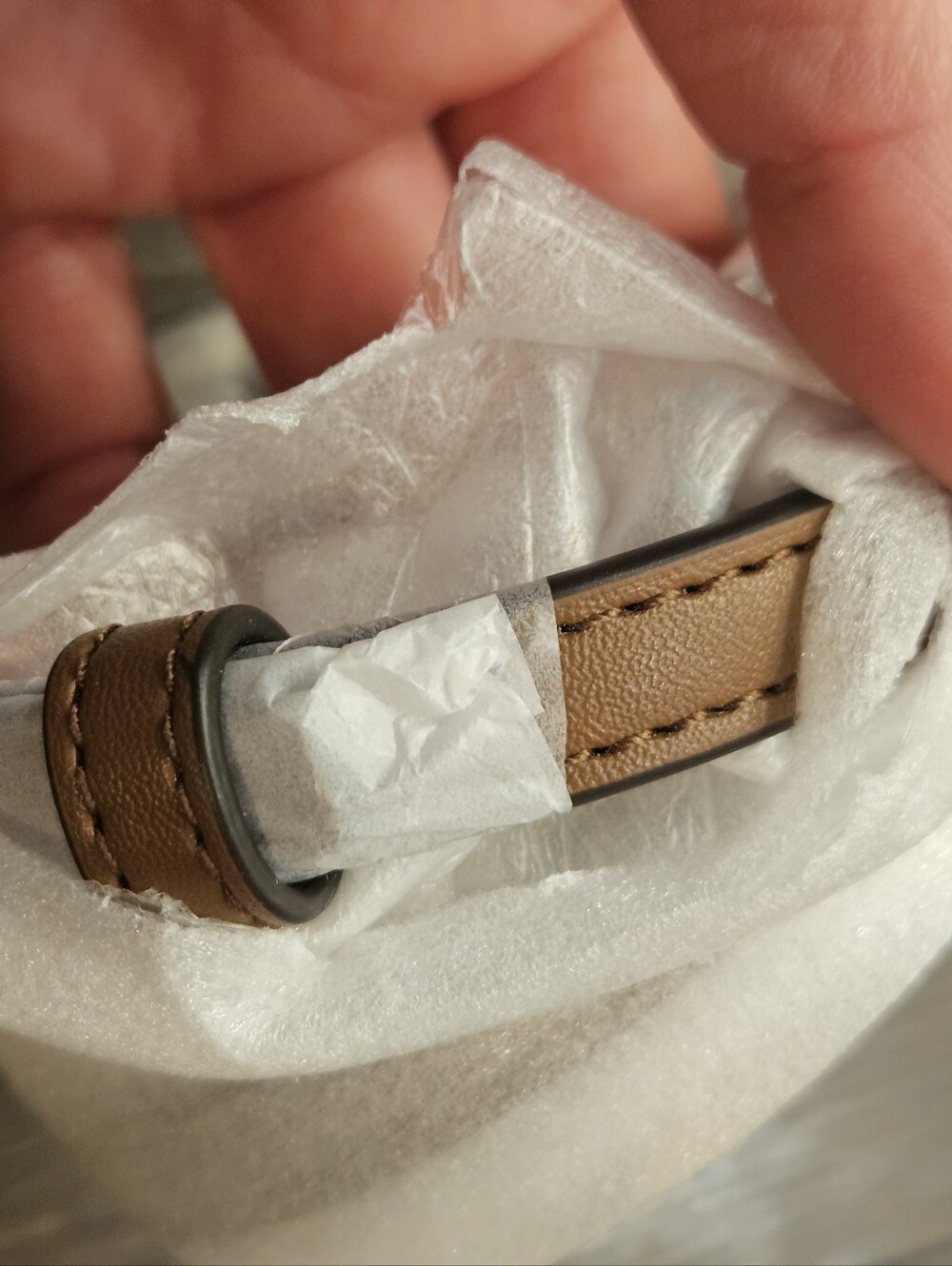 NEW Michael Kors Mercer Leather Crossbody Strap Brown Gold Wrapped - Picture 2 of 5